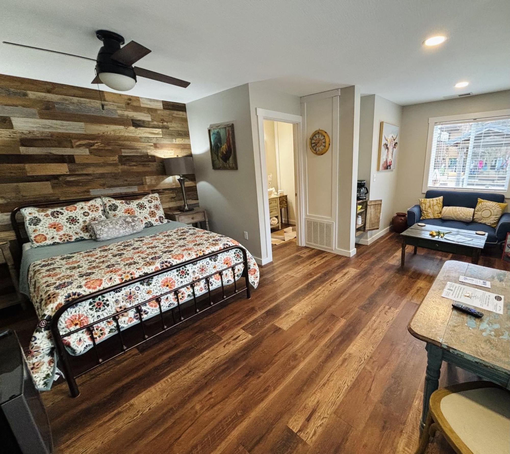 The Iris Garden Downtown Cottages And Suites Nashville Habitación foto